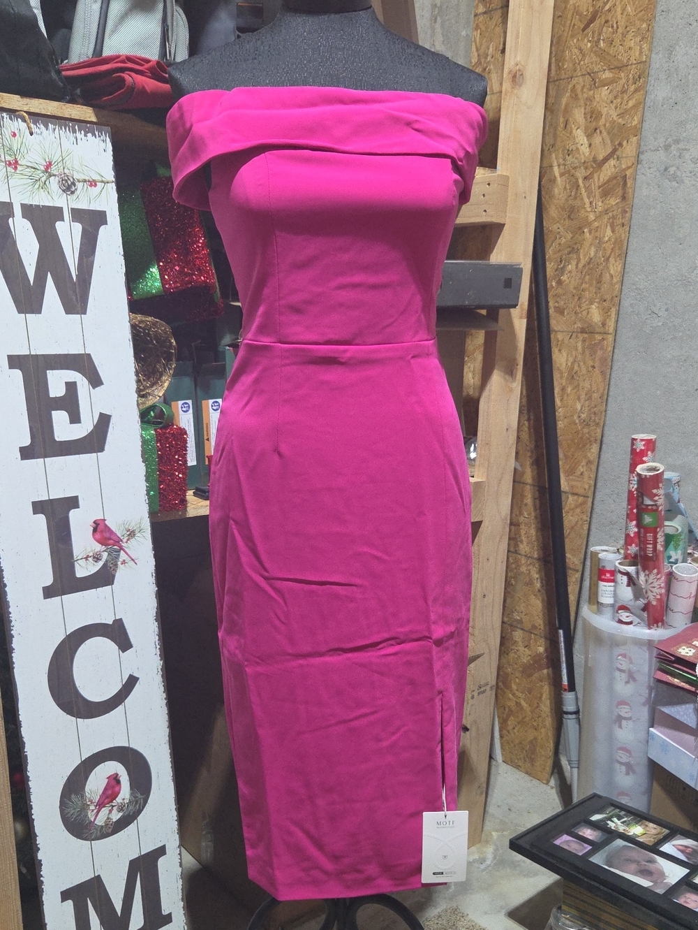 MOTF Strapless Fuchsia Sheath Dress